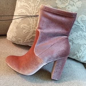 New pink velvet heel boots